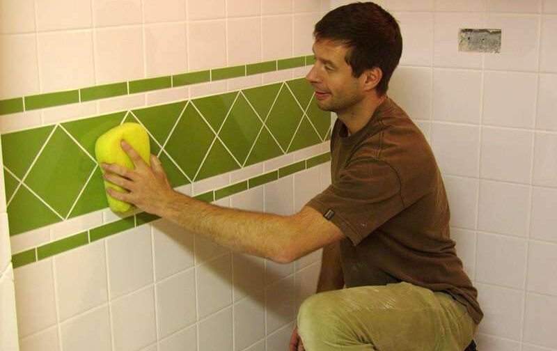 wall tiling course