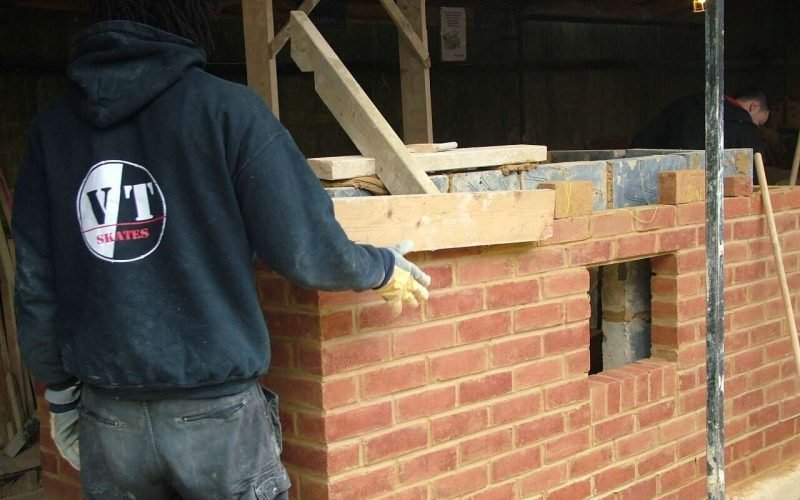 No experience required for our 5 daysplitter weekend bricklaying course!